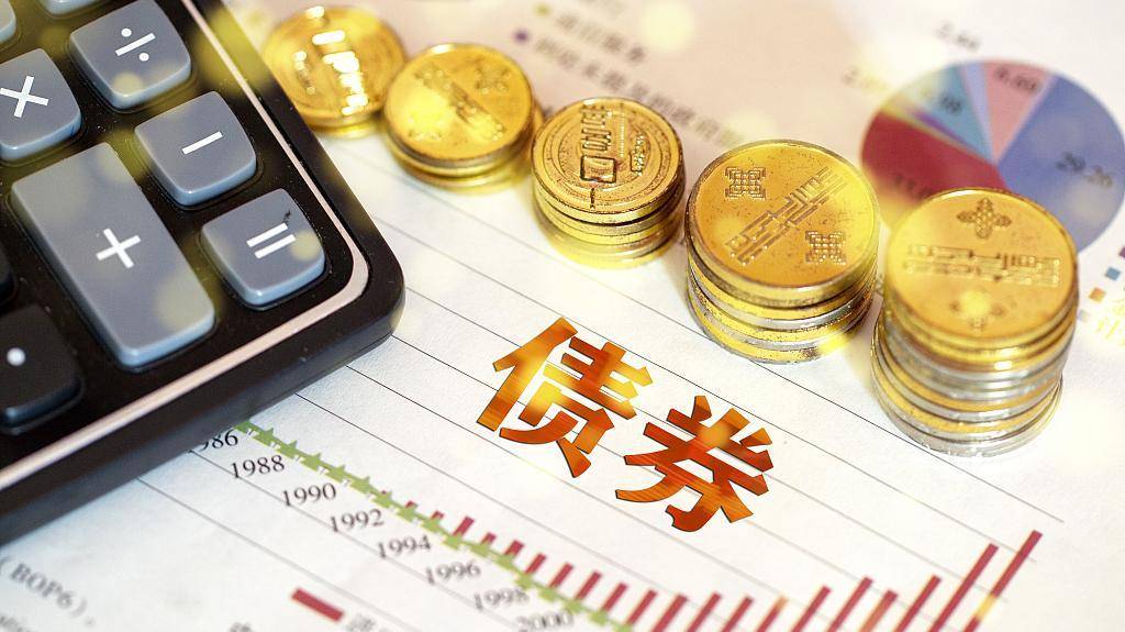 比特币蓄势冲击历史新高 投机多头与降息预期共舞  年底目标价看15万美元