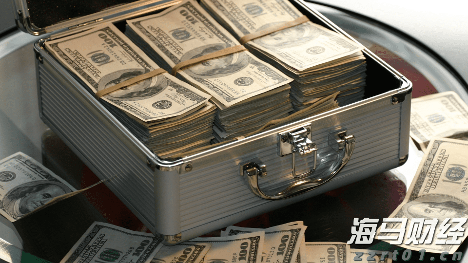 特朗普下令：部署两艘核潜艇